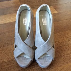 Beige/taupe suede open toe quality high heels  36